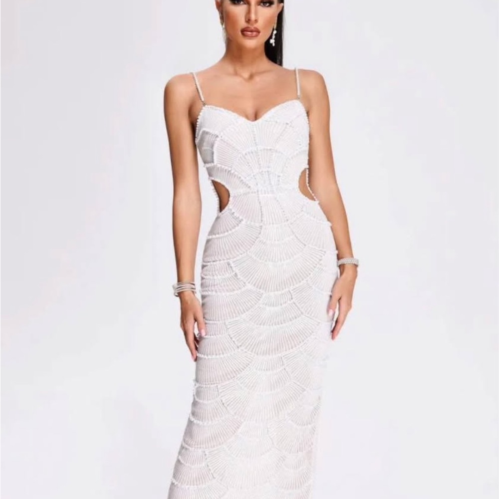 Elegant White Evening Dress